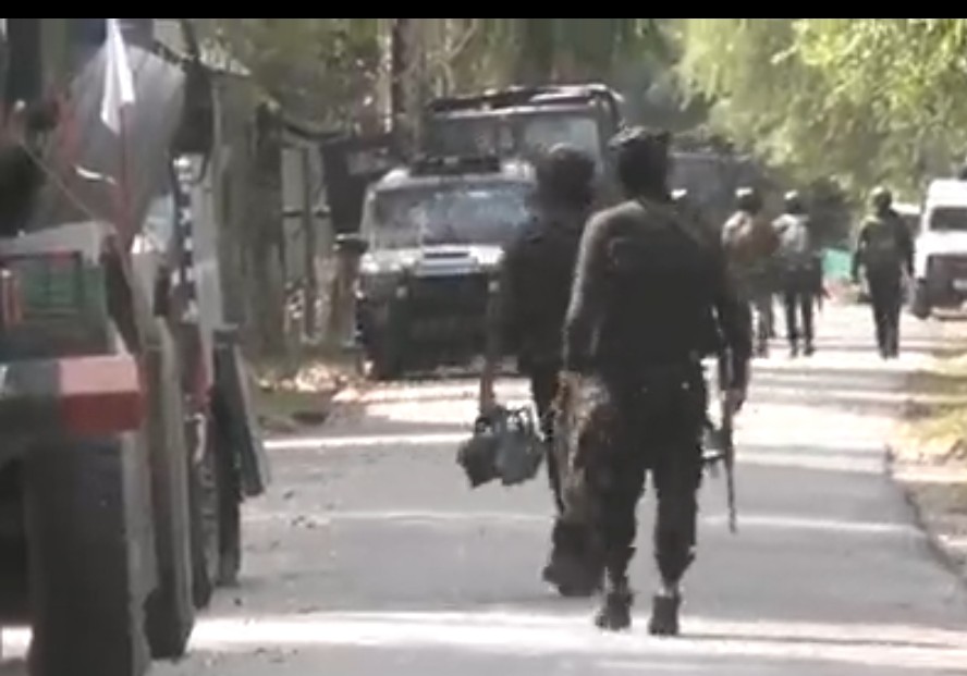 Anantnag, J&K: Search operation underway in the forest area of Gadole, Kokernag