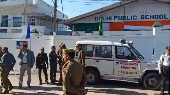 Bomb scare at DPS Jammu: No explosive found