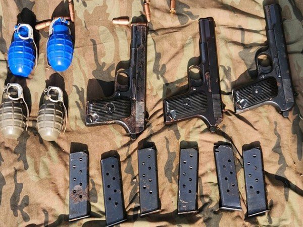 Indian Army busted a terror hideout in the Mendhar area of Poonch, seizing pistols and grenades