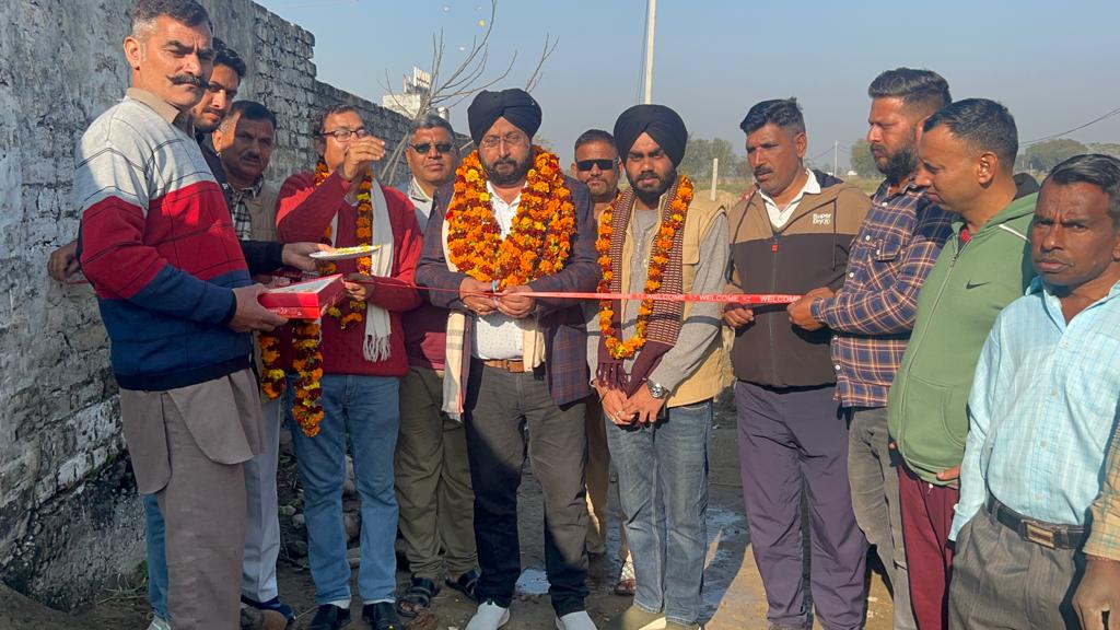 Johal inaugurated construction of lane and Drain work in Pakhri village panchayat Keso Manhasa Teh Ramghar