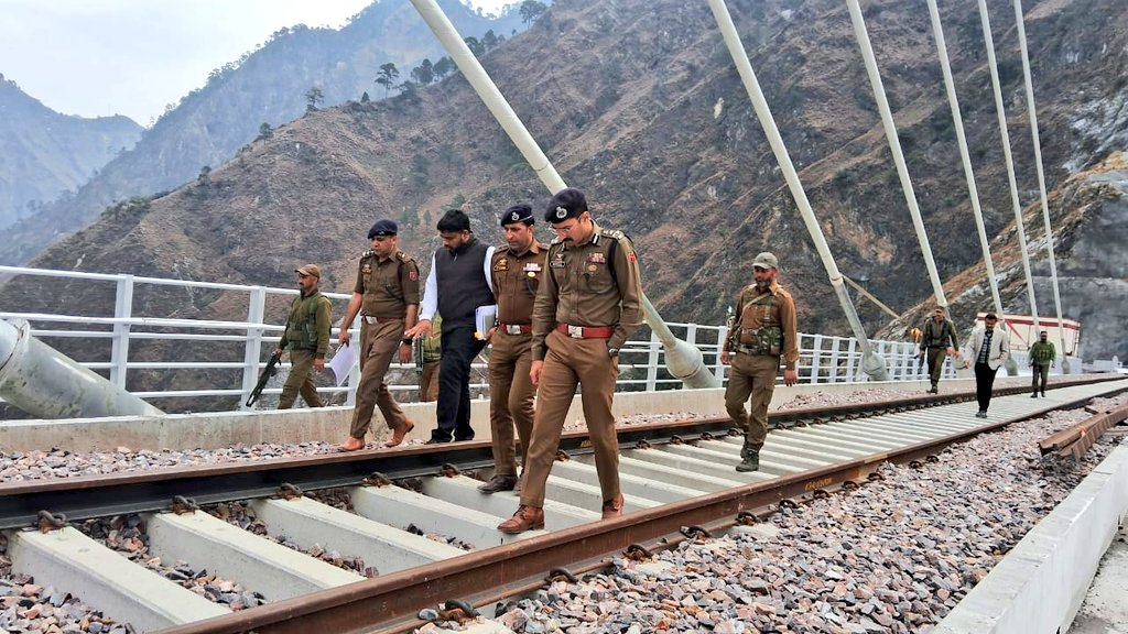 DIG Udhampur-Reasi Range conducted security review of Railway projects from Katra to Sawlakot