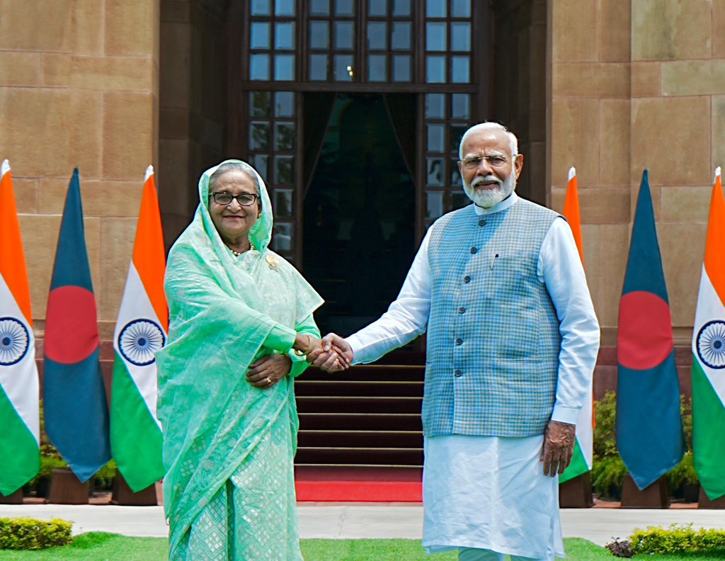 PM Modi Welcomes Bangladesh PM Sheikh Hasina at Hyderabad House for Bilateral Talks