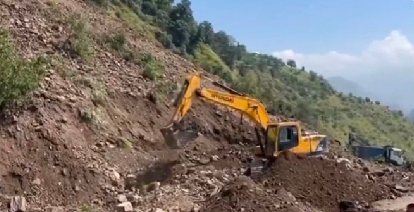 Two missing after landslide in Reasi: Rescue operation intensifies