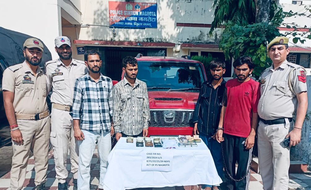 Jammu Police Seizes 265 Grams of Heroin Worth ₹27 Lakhs: Four Drug Peddlers Arrested Near Nagrota