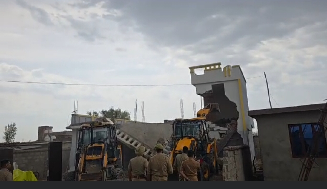 Big Action Against Drug Peddlers in Beli Charana Jammu: House of NDPS Accused Demolished